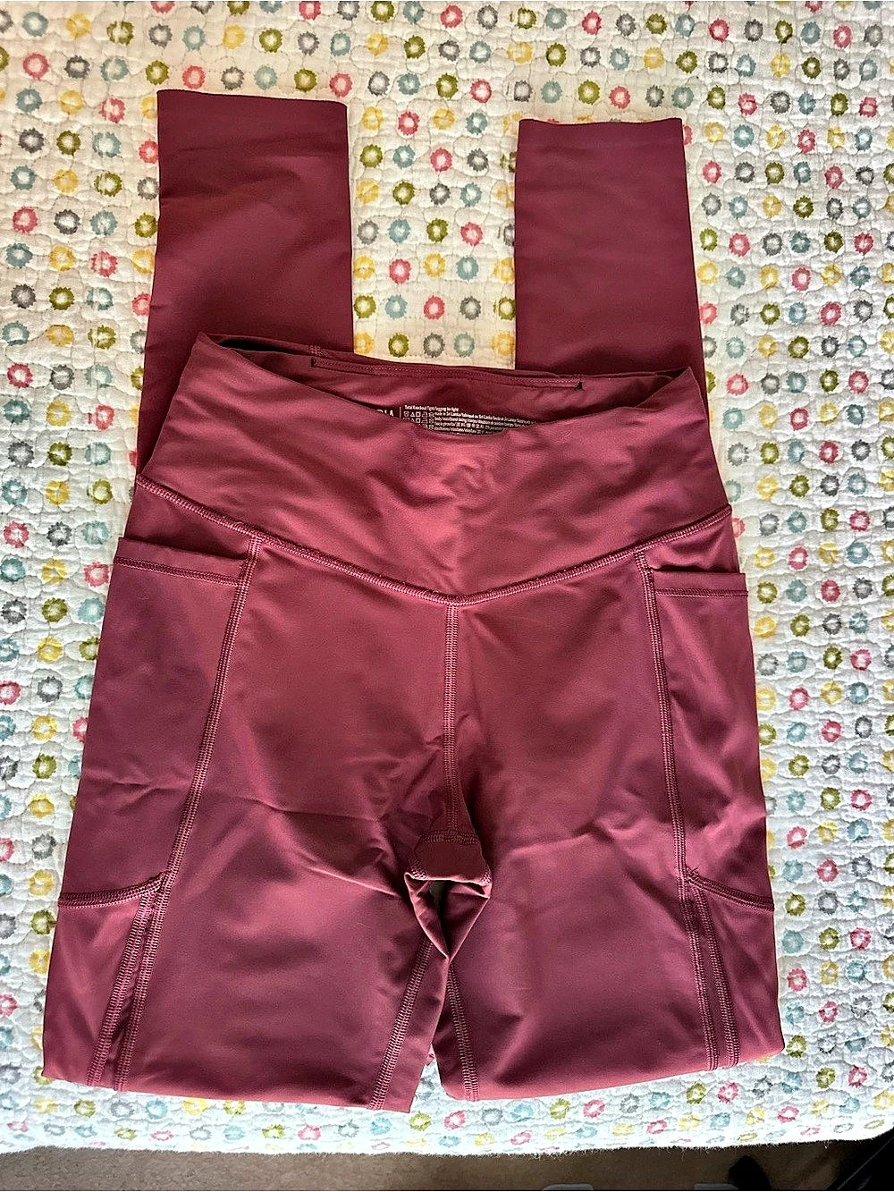 Victoria's Secret High Waist Athletic Leggings in Pink
